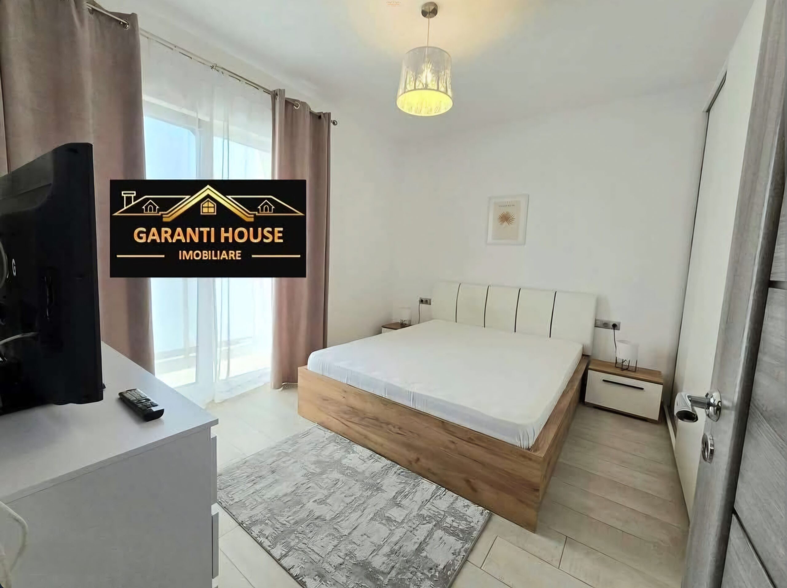Bloc nou, apartament cu 3 camere, mobilat si utilat, parcare — fotografia 3
