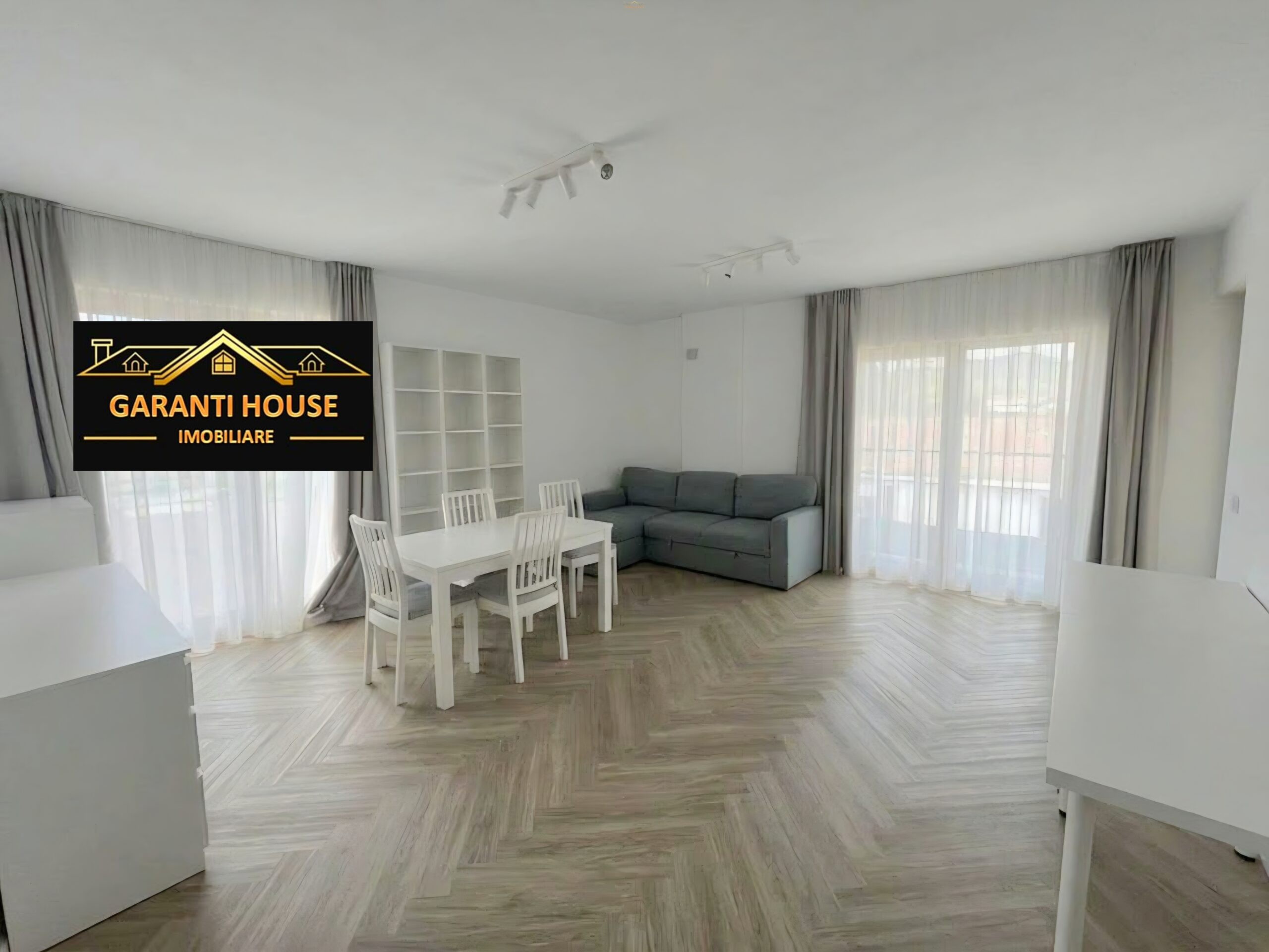 Bloc nou, apartament cu 2 camere, parcare sub bloc, mobilat — fotografia 1