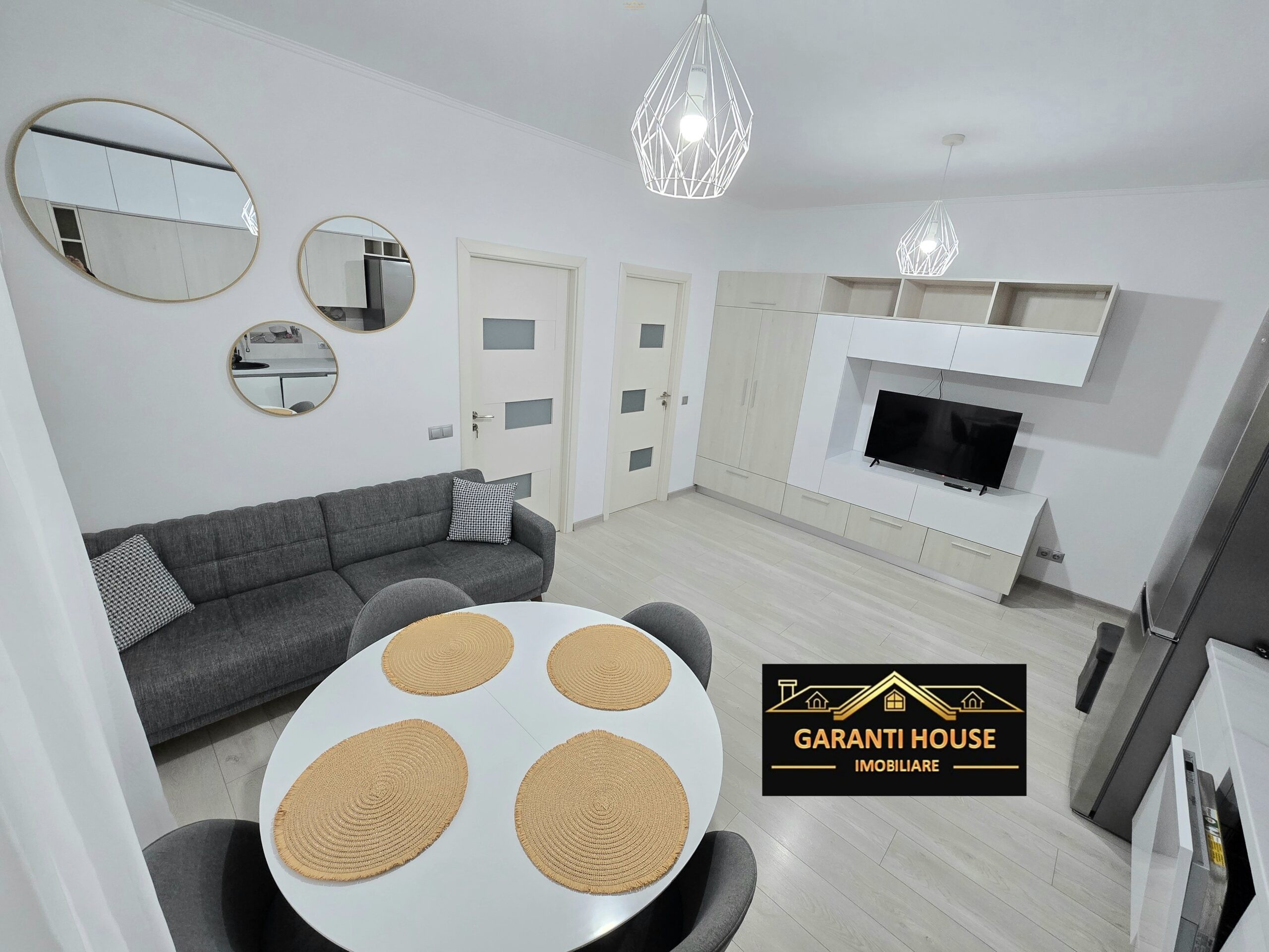 Comision 0%, Bloc nou, apartament cu 2 camere, terasa, parcare — fotografia 1